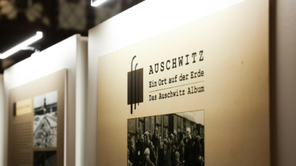 DB Museum Das Auschwitz Album Mauro Esposito 01